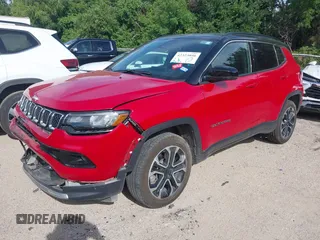 2024 Jeep Compass Limited z VIN 3C4NJDCN8RT595360, wystawiony jako IAAI lot #42323056 z przebiegiem 46 933 mil mil oraz . Historia ofert i sprzedaży dostępna na DreamBid. Obrazek 17.