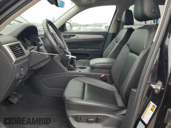 2019 Volkswagen Atlas SE with VIN 1V2DR2CA8KC605388, listed as a Copart auction lot 50953315 with 66,116 mi miles and Salvage title. Bid and sale history available at DreamBid. Image 7.