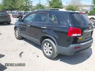 2011 Kia Sorento LX with VIN 5XYKT3A13BG162338, listed as a IAAI auction lot 42180644 with 118,482 mi miles and . Bid and sale history available at carsss.com. Image 3.