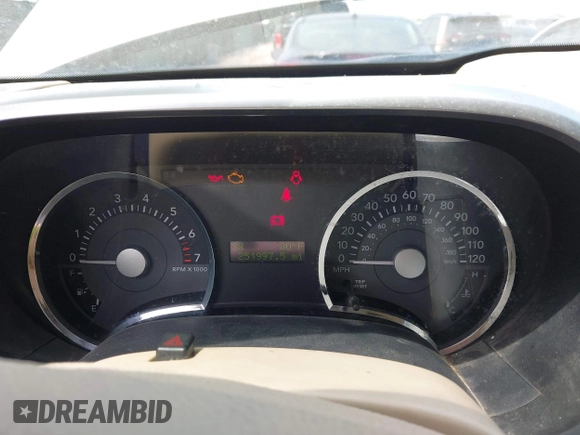2006 Mercury Mountaineer Convenience с VIN 4M2EU36E76UJ00512, выставлен на аукционе IAAI как лот 42364143 с пробегом 251 997 миль миль и . История ставок и продаж доступна на DreamBid. Изображение 7.