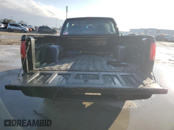 2000 GMC Sonoma SLS w/1SE Pkg with VIN 1GTCS1452Y8237606, listed as a Copart auction lot 83415884 with 104,004 mi miles and Salvage Title. Bid and sale history available at carsss.com. Image 6.