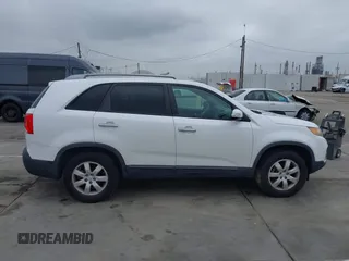 2011 Kia Sorento LX with VIN 5XYKT4A10BG170581, listed as a IAAI auction lot 42164145 with Not Provided miles and . Bid and sale history available at carsss.com. Image 13.
