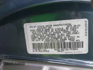 2001 Toyota Sienna LE with VIN 4T3ZF13C01U323995, listed as a IAAI auction lot 41472484 with 232,667 mi miles. Bid and sale history available at carsss.com. Image 9.