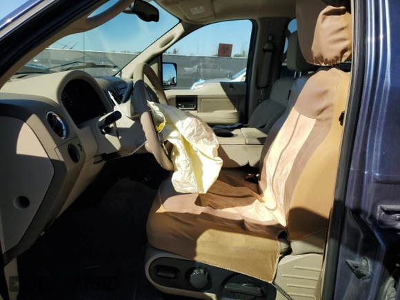 2004 Ford F-150 XLT with VIN 1FTRW14W44KB45367, listed as a Copart auction lot 45514565 with 140,952 mi miles and Salvage Title. Bid and sale history available at carsss.com. Image 7.