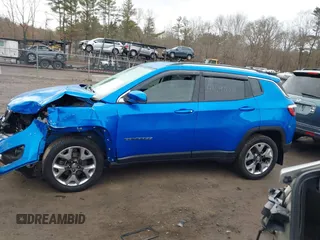 2021 Jeep Compass Limited with VIN 3C4NJDCB5MT515141, listed as a IAAI auction lot 41691011 with 82,825 mi miles and . Bid and sale history available at carsss.com. Image 14.
