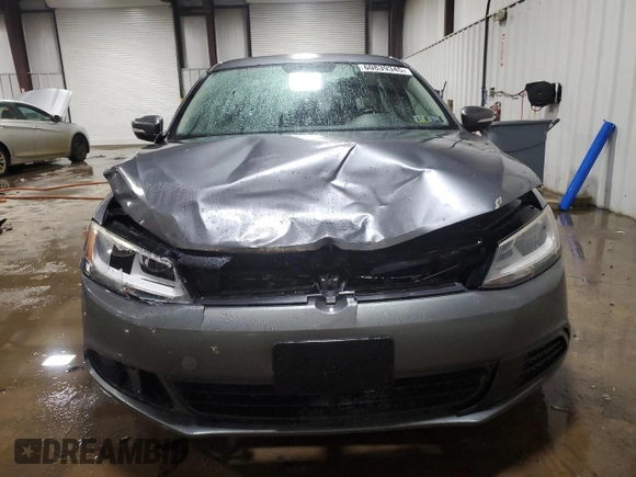 2012 Volkswagen Jetta SE with VIN 3VWDP7AJ4CM368242, listed as a Copart auction lot 60839345 with 236,216 mi miles and Salvage title. Bid and sale history available at DreamBid. Image 5.