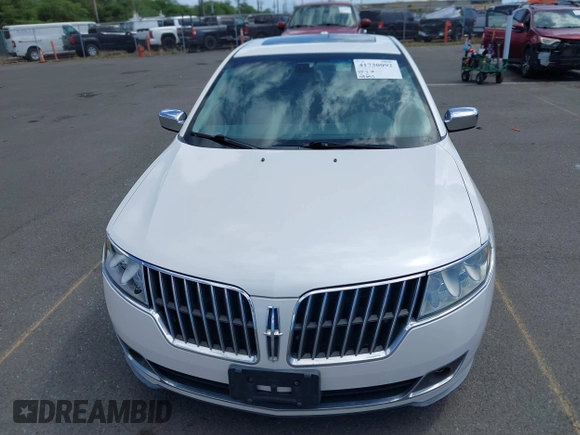 2010 Lincoln MKZ z VIN 3LNHL2GC9AR646754, wystawiony jako IAAI lot #41730092 z przebiegiem 90 047 mil mil oraz . Historia ofert i sprzedaży dostępna na DreamBid. Obrazek 6.