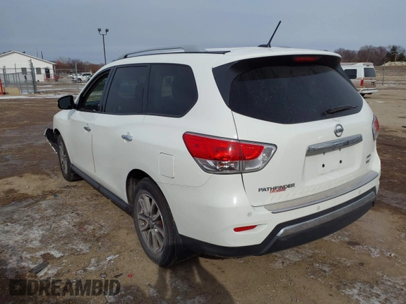 2016 Nissan Pathfinder Platinum z VIN 5N1AR2MM8GC602572, wystawiony jako IAAI lot #41619319 z przebiegiem 81 569 mil mil oraz . Historia ofert i sprzedaży dostępna na DreamBid. Obrazek 3.