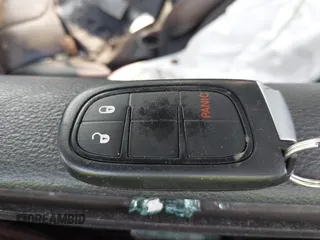 2020 Jeep Cherokee Lux с VIN 1C4PJLLX1LD522039, выставлен на аукционе IAAI как лот 42332241 с пробегом 110 124 миль миль и . История ставок и продаж доступна на DreamBid. Изображение 11.