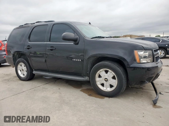 2013 Chevrolet Tahoe LS with VIN 1GNSCAE00DR373160, listed as a Copart auction lot 56196045 with 225,899 mi miles and Clean title. Bid and sale history available at DreamBid. Image 4.