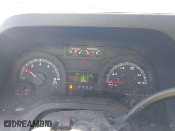 2013 Ford Econoline Cargo Commercial z VIN 1FTNE2EW5DDA25524, wystawiony jako IAAI lot #41208957 z przebiegiem 148 921 mil mil oraz . Historia ofert i sprzedaży dostępna na DreamBid. Obrazek 7.