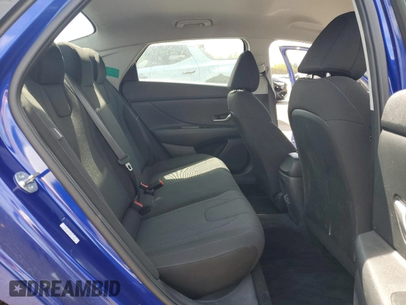 2024 Hyundai Elantra SE z VIN KMHLL4DGXRU654573, wystawiony jako Copart lot #54004355 z przebiegiem 10 453 mil mil oraz Szkoda całkowita • Salvage title. Historia ofert i sprzedaży dostępna na DreamBid. Obrazek 10.