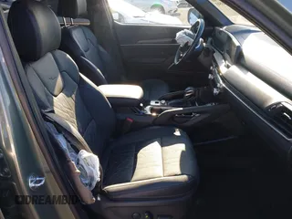 2024 Kia Telluride EX with VIN 5XYP3DGC1RG556502, listed as a IAAI auction lot 41993593 with 8,891 mi miles and . Bid and sale history available at carsss.com. Image 5.