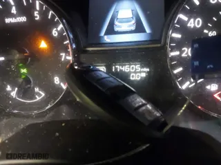 2015 Nissan Pathfinder S with VIN 5N1AR2MM0FC676437, listed as a IAAI auction lot 41561504 with 174,605 mi miles. Bid and sale history available at carsss.com. Image 11.