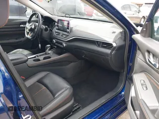 2019 Nissan Altima SR with VIN 1N4AL4CVXKC226595, listed as a IAAI auction lot 41895582 with 45,019 mi miles and . Bid and sale history available at carsss.com. Image 5.