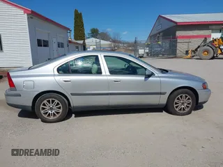2004 Volvo S60 с VIN YV1RS61T242361425, выставлен на аукционе IAAI как лот 41987136 с пробегом 221 533 миль миль и . История ставок и продаж доступна на DreamBid. Изображение 14.