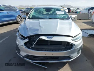 2019 Ford Fusion SE with VIN 3FA6P0HD4KR219338, listed as a IAAI auction lot 41856817 with 82,385 mi miles and . Bid and sale history available at carsss.com. Image 6.