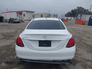 2019 Mercedes-Benz C 300 с VIN 55SWF8DB2KU309300, выставлен на аукционе IAAI как лот 41894814 с пробегом 50 745 миль миль и . История ставок и продаж доступна на DreamBid. Изображение 15.