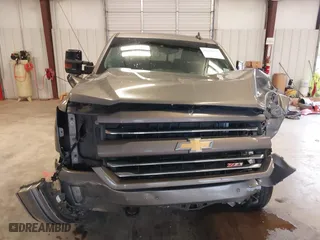 2017 Chevrolet Silverado 1500 LTZ with VIN 3GCUKSEJ4HG328926, listed as a IAAI auction lot 41125958 with 248,071 mi miles. Bid and sale history available at carsss.com. Image 19.
