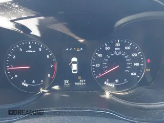 2015 Kia K900 Premium with VIN KNALU4D48F6026659, listed as a IAAI auction lot 41390604 with 70,955 mi miles. Bid and sale history available at carsss.com. Image 7.