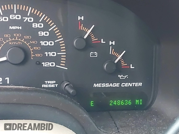 2003 Ford Expedition Eddie Bauer with VIN 1FMEU17L63LA33504, listed as a IAAI auction lot 41555416 with 248,636 mi miles. Bid and sale history available at carsss.com. Image 16.