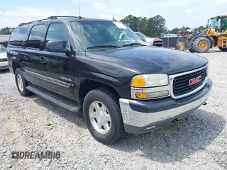 2004 GMC Yukon XL SLE with VIN 3GKEC16Z54G100304, listed as a IAAI auction lot 42101730 with 192,891 mi miles. Bid and sale history available at carsss.com. Image 1.