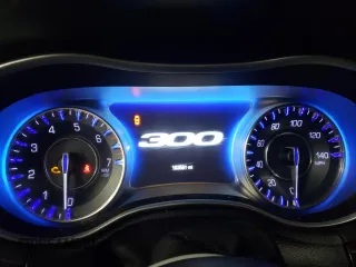 2015 Chrysler 300 Limited with VIN 2C3CCARG9FH810889, listed as a Copart auction lot 44935415 with 163,581 mi miles and Salvage Title. Bid and sale history available at carsss.com. Image 9.
