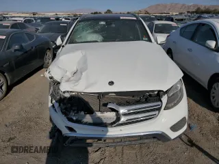 2018 Mercedes-Benz GLC with VIN WDC0G4JB2JV088342, listed as a Copart auction lot 86405734 with 0 mi miles and Salvage Title. Bid and sale history available at carsss.com. Image 5.