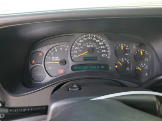 2003 GMC Yukon SLT with VIN 1GKEC13T93R318454, listed as a Copart auction lot 89156215 with 248,137 mi miles and Salvage Title. Bid and sale history available at carsss.com. Image 9.