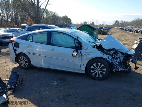 2020 Toyota Prius Prime LE with VIN JTDKARFP1L3127406, listed as a IAAI auction lot 41552191 with NaN miles. Bid and sale history available at carsss.com. Image 13.