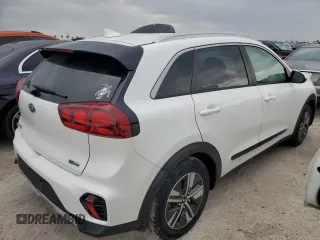2020 Kia Niro LX with VIN KNDCB3LC0L5399563, listed as a Copart auction lot 77760024 with 84,404 mi miles and Non Repairable. Bid and sale history available at carsss.com. Image 3.