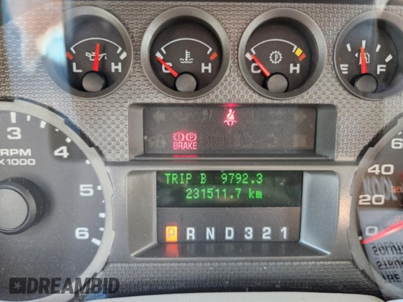 2009 Ford F-350 XL with VIN 1FTWX31579EA59709, listed as a Copart auction lot 69289714 with 231,511 mi miles and Salvage Title. Bid and sale history available at DreamBid. Image 7.