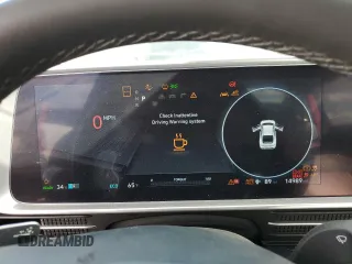 2024 Hyundai Ioniq 6 SEL z VIN KMHM34AA8RA071084, wystawiony jako Copart lot #47614915 z przebiegiem 14 989 mil mil oraz Szkoda całkowita • Salvage title. Historia ofert i sprzedaży dostępna na DreamBid. Obrazek 9.