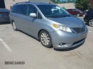 2011 Toyota Sienna XLE with VIN 5TDDK3DC3BS025573, listed as a IAAI auction lot 42800016 with 256,544 mi miles and . Bid and sale history available at DreamBid. Image 1.