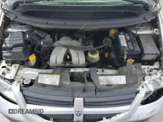 2005 Dodge Caravan SE with VIN 1D4GP25B55B344387, listed as a Copart auction lot 51122075 with 206,971 mi miles and Salvage title. Bid and sale history available at DreamBid. Image 13.
