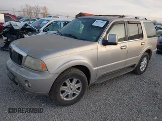 2004 Lincoln Aviator Luxury z VIN 5LMEU88H34ZJ50200, wystawiony jako IAAI lot #41775107 z przebiegiem 220 930 mil mil oraz . Historia ofert i sprzedaży dostępna na DreamBid. Obrazek 2.