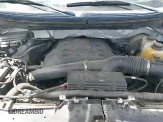 2013 Ford F-150 XL z VIN 1FTPF1CT6DKF11053, wystawiony jako IAAI lot #39828378 z przebiegiem 290 174 mil mil oraz . Historia ofert i sprzedaży dostępna na DreamBid. Obrazek 12.