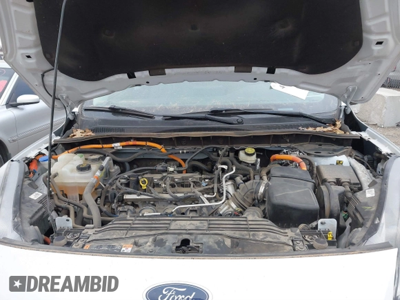 2022 Ford Escape SE Hybrid with VIN 1FMCU9BZ7NUA48866, listed as a IAAI auction lot 41552593 with 89,227 mi miles and . Bid and sale history available at carsss.com. Image 10.