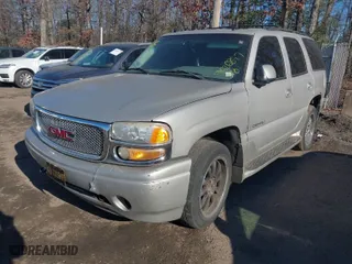 2005 GMC Yukon Denali with VIN 1GKEK63U45J192983, listed as a IAAI auction lot 41626897 with 294,072 mi miles. Bid and sale history available at carsss.com. Image 2.