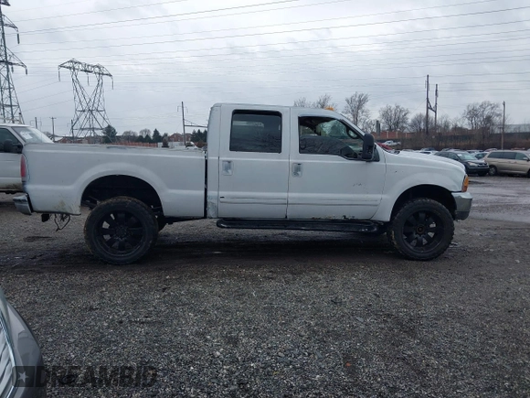 2001 Ford F-350 XL with VIN 1FTSW31F01ED11508, listed as a IAAI auction lot 39455409 with 343,262 mi miles and . Bid and sale history available at DreamBid. Image 4.