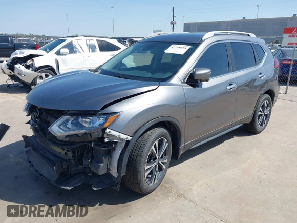 2020 Nissan Rogue S z VIN 5N1AT2MT7LC713875, wystawiony jako IAAI lot #41758058 z przebiegiem 46 529 mil mil oraz . Historia ofert i sprzedaży dostępna na DreamBid. Obrazek 2.