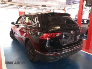 2024 Volkswagen Tiguan SE with VIN 3VV3B7AX4RM076330, listed as a IAAI auction lot 42752482 with 25,282 mi miles and . Bid and sale history available at DreamBid. Image 1.