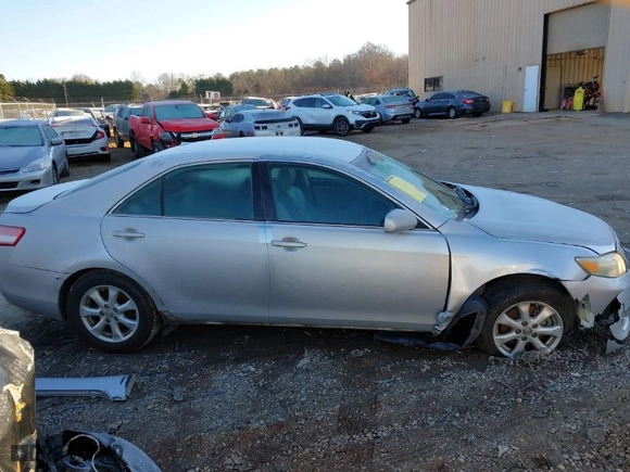 2011 Toyota Camry LE with VIN 4T1BF3EKXBU641988, listed as a IAAI auction lot 41332404 with 179,139 mi miles. Bid and sale history available at carsss.com. Image 13.