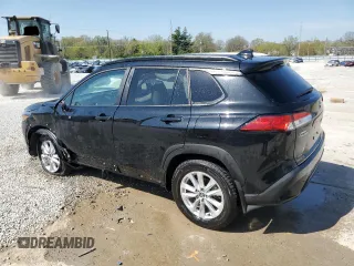 2024 Toyota Corolla Cross LE z VIN 7MUCAABG2RV103351, wystawiony jako Copart lot #53272015 z przebiegiem 24 743 mil mil oraz Szkoda całkowita • Salvage title. Historia ofert i sprzedaży dostępna na DreamBid. Obrazek 2.