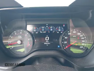 2022 Chevrolet Camaro ZL1 z VIN 1G1FJ1R62N0118359, wystawiony jako IAAI lot #42146460 z przebiegiem 25 274 mil mil oraz . Historia ofert i sprzedaży dostępna na DreamBid. Obrazek 7.