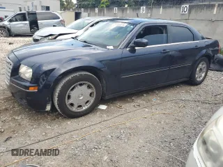 2005 Chrysler 300 with VIN 2C3AA53G15H508167, listed as a Copart auction lot 71795574 with 0 mi miles and Salvage Title. Bid and sale history available at carsss.com. Image 1.