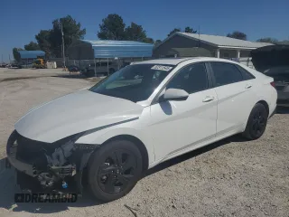 2021 Hyundai Elantra SEL z VIN 5NPLS4AG1MH011737, wystawiony jako Copart lot #52311545 z przebiegiem 93 318 mil mil oraz Szkoda całkowita • Salvage title. Historia ofert i sprzedaży dostępna na DreamBid. Obrazek 1.