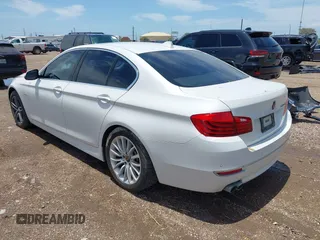 2014 BMW 5 Series 528i z VIN WBA5A5C5XED501949, wystawiony jako IAAI lot #42487130 z przebiegiem 142 445 mil mil oraz . Historia ofert i sprzedaży dostępna na DreamBid. Obrazek 3.