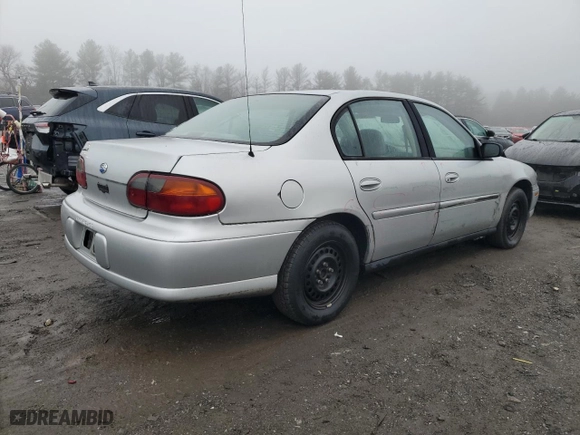 2005 Chevrolet Classic with VIN 1G1ND52FX5M123550, listed as a Copart auction lot 84900474 with 82,248 mi miles and Salvage Title. Bid and sale history available at carsss.com. Image 3.