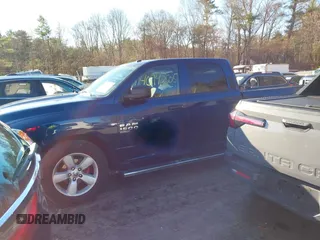2021 Ram 1500 Tradesman z VIN 3C6RR6KG4MG711610, wystawiony jako IAAI lot #40942505 z przebiegiem 9 949 mil mil oraz . Historia ofert i sprzedaży dostępna na DreamBid. Obrazek 15.